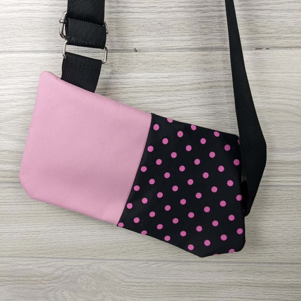 Pastel Pink Crossbody Adjustable Bag - Picture 4 of 6